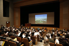 2014年度報告会・第25回研究会 (1)