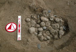 R24から大量に出土した未焼成土製錘