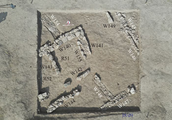 Fig. 6: R51, R52 その他の壁遺構、LC I8/d9［クリックで拡大］
