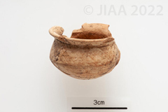 Fig. 42: 鉢形土器YH220053［クリックで拡大］